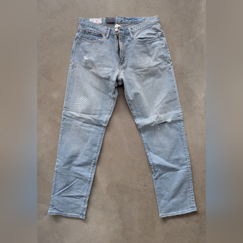 NWT Gap Straight Cut Jeans